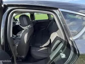 Opel Astra thumbnail 15