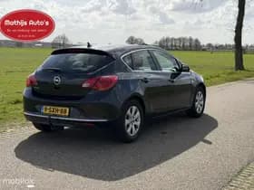 Opel Astra thumbnail 7