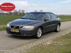 Volvo S60 thumbnail 3