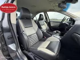 Volvo S60 thumbnail 5