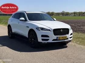 Jaguar F-Pace thumbnail 3