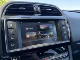 Jaguar F-Pace thumbnail 25