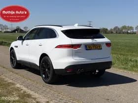 Jaguar F-Pace thumbnail 7