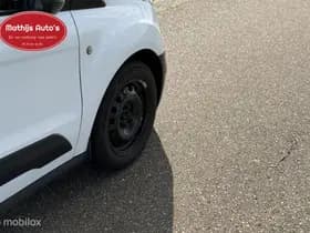 Ford Transit thumbnail 10