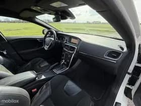 Volvo V40 thumbnail 24