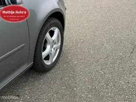 Volkswagen Golf thumbnail 9