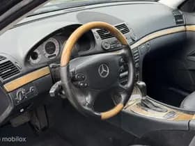 Mercedes-Benz E280 thumbnail 17