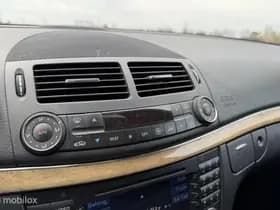 Mercedes-Benz E280 thumbnail 18