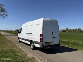 Mercedes-Benz Sprinter thumbnail 11