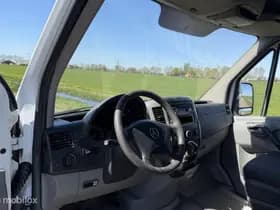 Mercedes-Benz Sprinter thumbnail 16