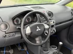 Mitsubishi Colt thumbnail 15