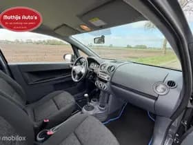 Mitsubishi Colt thumbnail 4