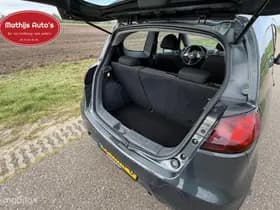 Mitsubishi Colt thumbnail 7