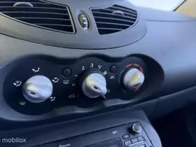 Renault Twingo thumbnail 23