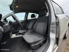 Opel Astra thumbnail 19