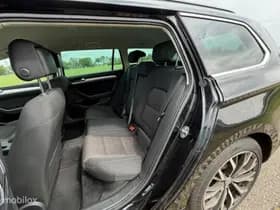 Volkswagen Passat thumbnail 14