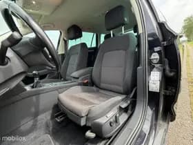 Volkswagen Passat thumbnail 18