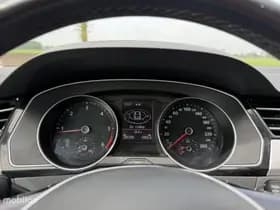 Volkswagen Passat thumbnail 20
