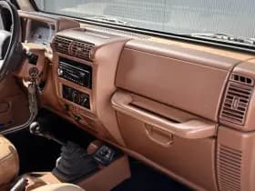 Jeep Wrangler 4.0i Softtop BRUTE | Airco | Cruise Control | Unieke 1/1 thumbnail 4