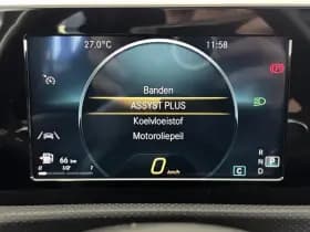Mercedes-Benz A-Klasse 180 Business Solution AMG | Panoramadak | Apple-Android | Stoelverwarming thumbnail 13
