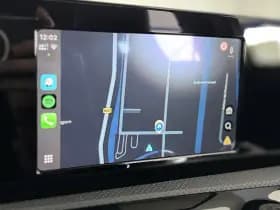 Mercedes-Benz A-Klasse 180 Business Solution AMG | Panoramadak | Apple-Android | Stoelverwarming thumbnail 17