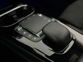 Mercedes-Benz A-Klasse 180 Business Solution AMG | Panoramadak | Apple-Android | Stoelverwarming thumbnail 22