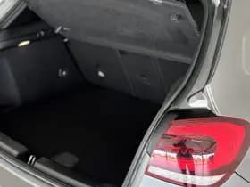 Mercedes-Benz A-Klasse 180 Business Solution AMG | Panoramadak | Apple-Android | Stoelverwarming thumbnail 25