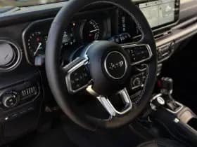 Jeep Wrangler Unlimited 4xe 380 Sahara thumbnail 11