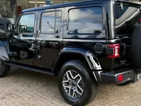 Jeep Wrangler Unlimited 4xe 380 Sahara thumbnail 10