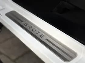 Jeep Wrangler Unlimited Brute 4XE Rubicon | Cabrio | BRUTE Active Suspension System | Apple-Android thumbnail 13