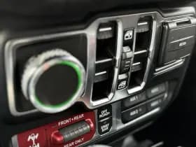 Jeep Wrangler Unlimited Brute 4XE Rubicon | Cabrio | BRUTE Active Suspension System | Apple-Android thumbnail 33