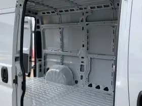 Fiat Ducato SERIE 2 3.0t GESLOTEN BESTEL L2H2 2.2MJ | BPM vrij | Apple-Android | Parkeercamera thumbnail 6