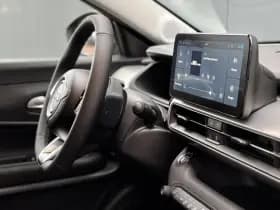 Jeep Avenger Altitude 54 kWh Achteruitrij camera | Apple-Android | Cruise control thumbnail 2