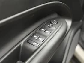 Jeep Avenger Altitude 54 kWh Achteruitrij camera | Apple-Android | Cruise control thumbnail 16