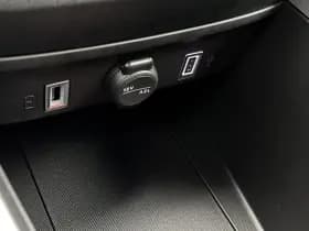 Jeep Avenger Altitude 54 kWh Achteruitrij camera | Apple-Android | Cruise control thumbnail 26