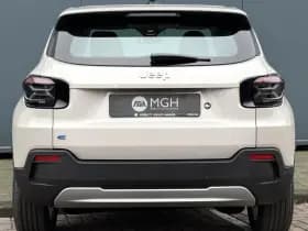 Jeep Avenger Altitude 54 kWh Achteruitrij camera | Apple-Android | Cruise control thumbnail 6