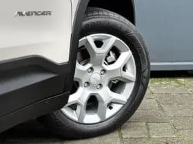 Jeep Avenger Altitude 54 kWh Achteruitrij camera | Apple-Android | Cruise control thumbnail 10