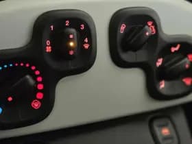 Fiat Panda 1.0 Hybrid Pandina | Airconditioning | Apple-Android | Parkeersensoren | 5-Persoons thumbnail 24