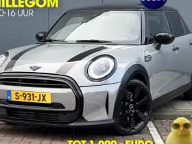 MINI Cooper Mini 1.5 Camden Plus Edition Panoramadak | Navigatie | Apple-Android