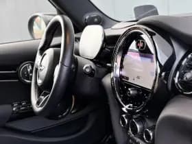 MINI Cooper Mini 1.5 Camden Plus Edition Panoramadak | Navigatie | Apple-Android thumbnail 2