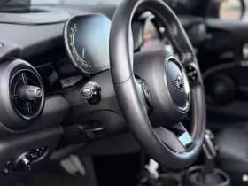 MINI Cooper Mini 1.5 Camden Plus Edition Panoramadak | Navigatie | Apple-Android thumbnail 11