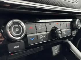 Jeep Compass Night Eagle Automaat Hybrid Demo | Apple-Android | Stoelverwarming | Dealeronderhouden thumbnail 26