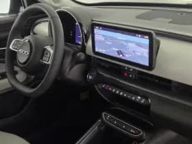 Fiat 600 1.2 Hybrid La Prima | Apple-Android | Stoelverwarming | Parkeercamera thumbnail 2