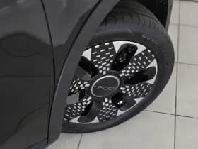 Fiat 600 1.2 Hybrid La Prima | Apple-Android | Stoelverwarming | Parkeercamera thumbnail 17