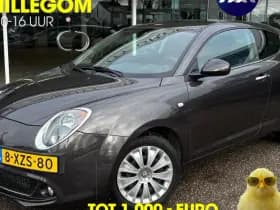 Alfa Romeo MiTo 0.9 TwinAir Esclusivo | Navi | Climaat control | Leer | parkeersensoren | Dealer onderhouden |