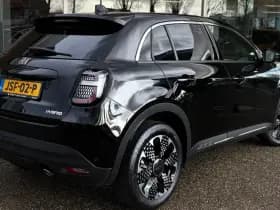 Fiat 600 1.2 Hybrid La Prima | Stoelverwarming | Carplay | Leer | Camera | Massage | thumbnail 7