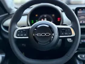Fiat 600 1.2 Hybrid La Prima | Stoelverwarming | Carplay | Leer | Camera | Massage | thumbnail 10