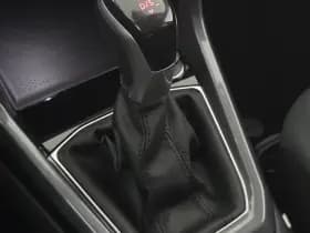 Volkswagen T-Cross 1.0 TSI Style | R-Line | LED Koplampen | Virtual Cockpit | Apple-Android thumbnail 21