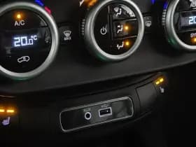 Fiat 500X 1.4 Turbo MultiAir Lounge | Climate Control | Navigatie | Stoelverwarming | Trekhaak thumbnail 20