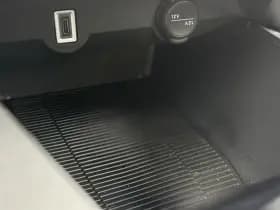 Lancia Ypsilon Edizione Limitata Cassina Navigatie | Apple carplay/Andriod auto | Cruise control | Velours bekleding | Achteruitrij camera | thumbnail 32